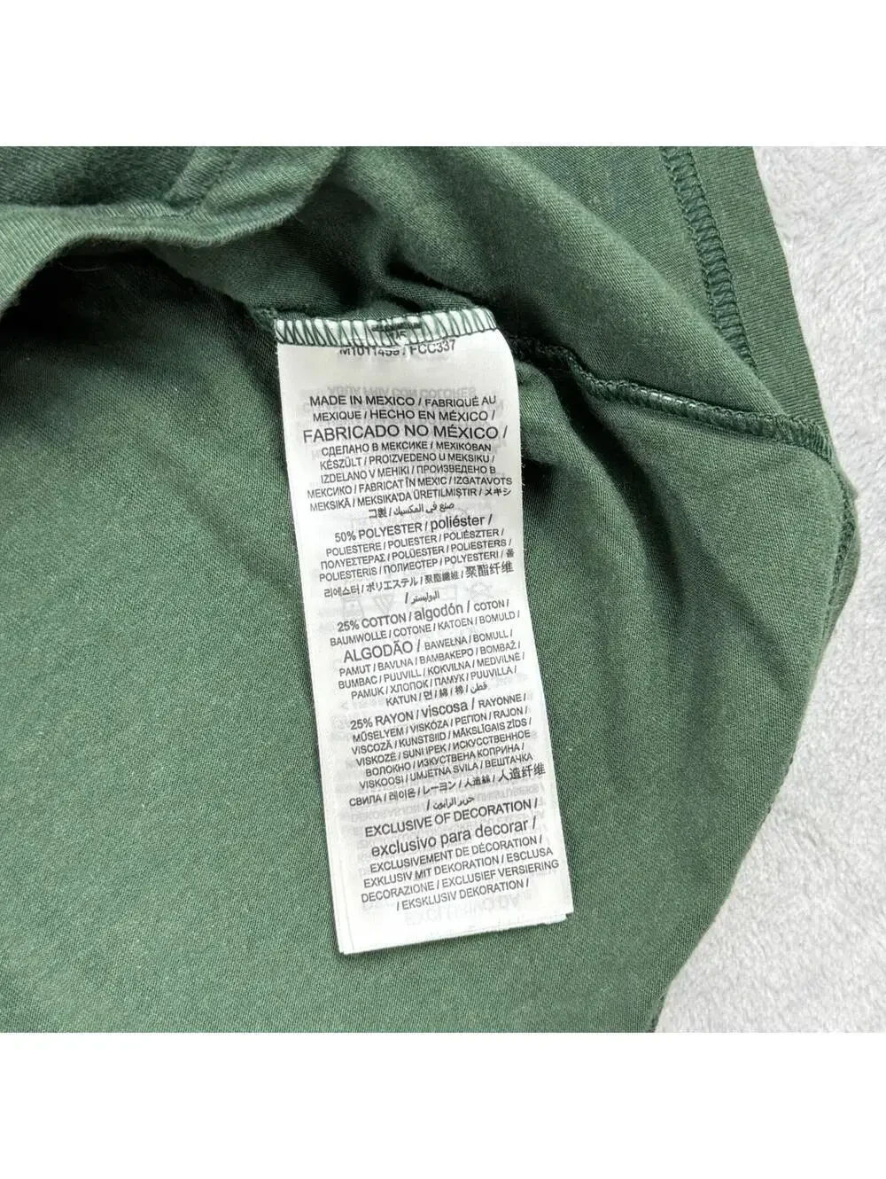 Nike Green Bay Packers Men's XXL Throwback Raglan Long Sleeve NFL Grapic Sporty